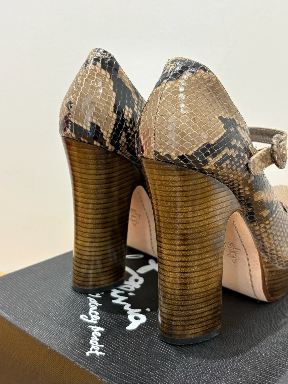 Alice + Olivia Snake “Uma” Platform Mary Jane heels